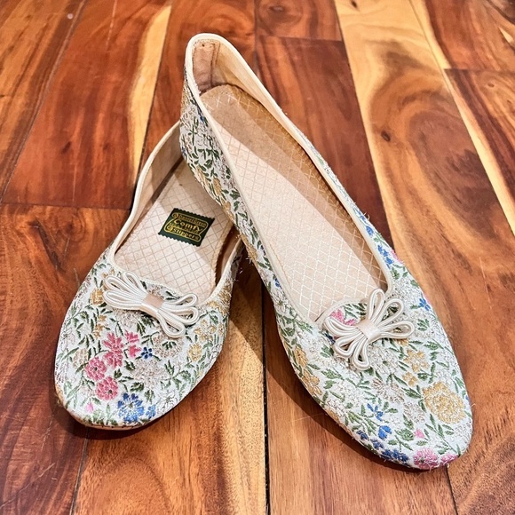 Vintage Daniel Green 6 Embroidered 1960s Retro Ballet Slipper Shoes - Picture 2 of 6